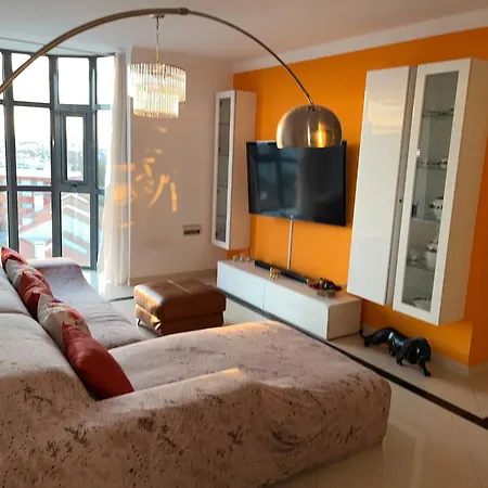 Luxury Apartment, Near Beachgolf * Amora