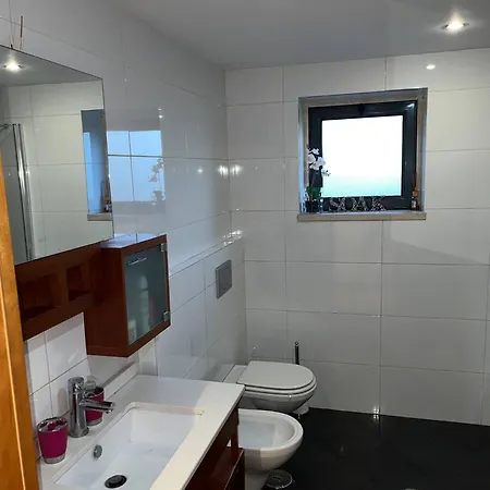 Luxury Apartment, Near Beachgolf